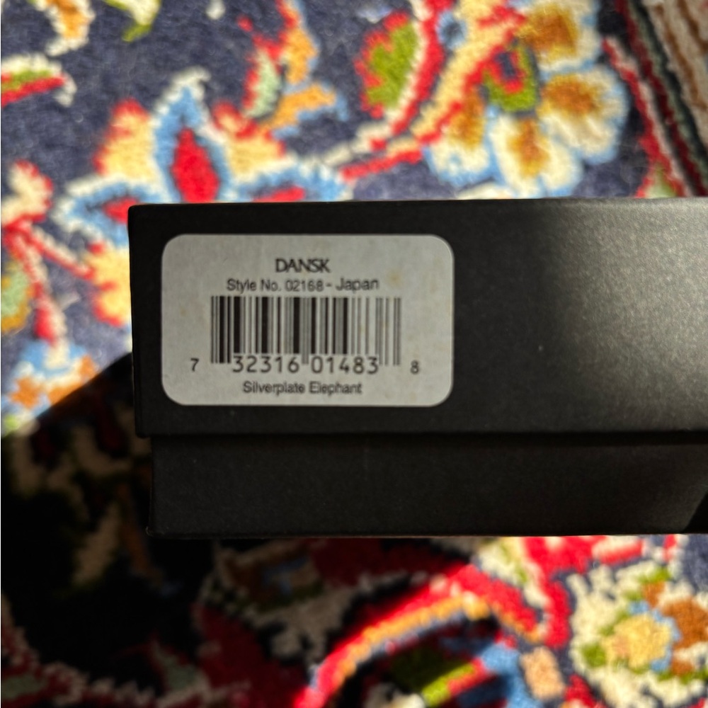 Vintage Dansk Silverplate Elephant paperweight - Picture 4 of 6